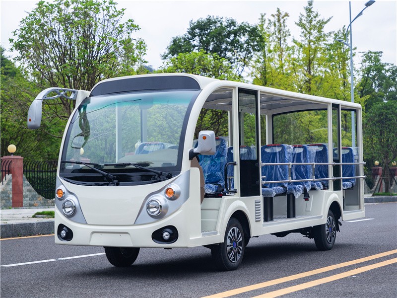 燃油觀光車獨(dú)特的出行與游覽選擇
